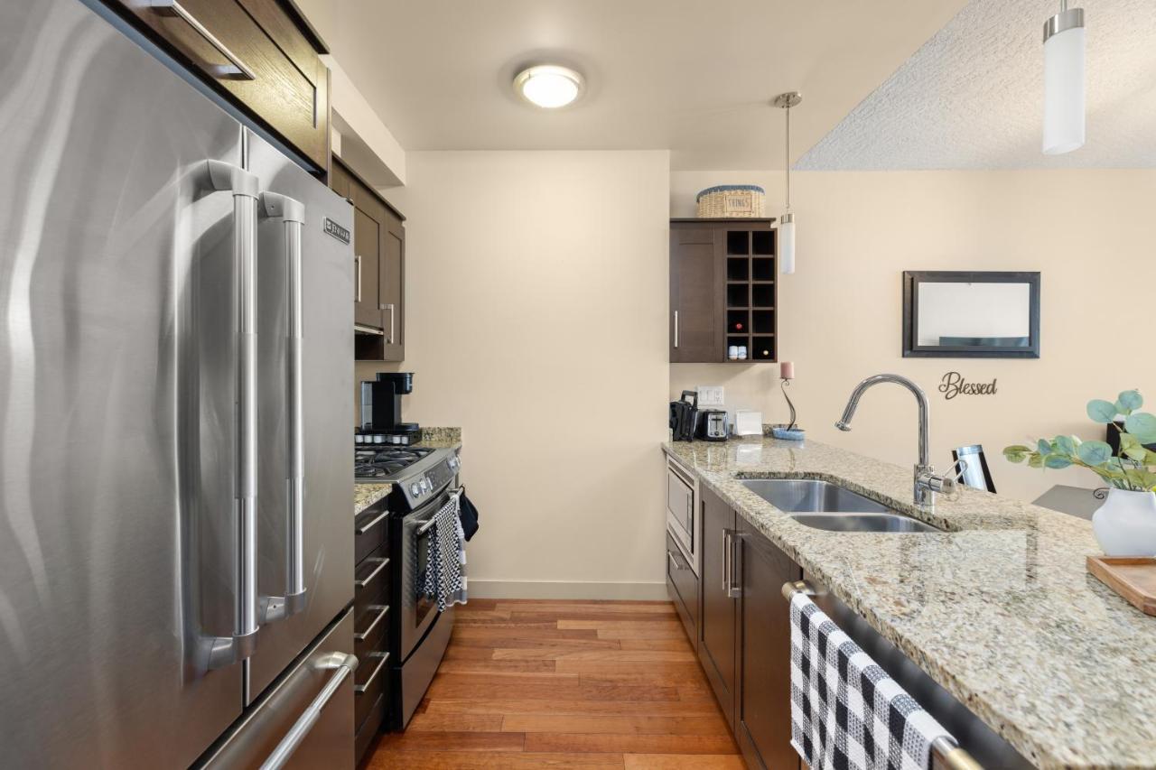 Aria Escape By Iris Properties! Victoria Exterior photo